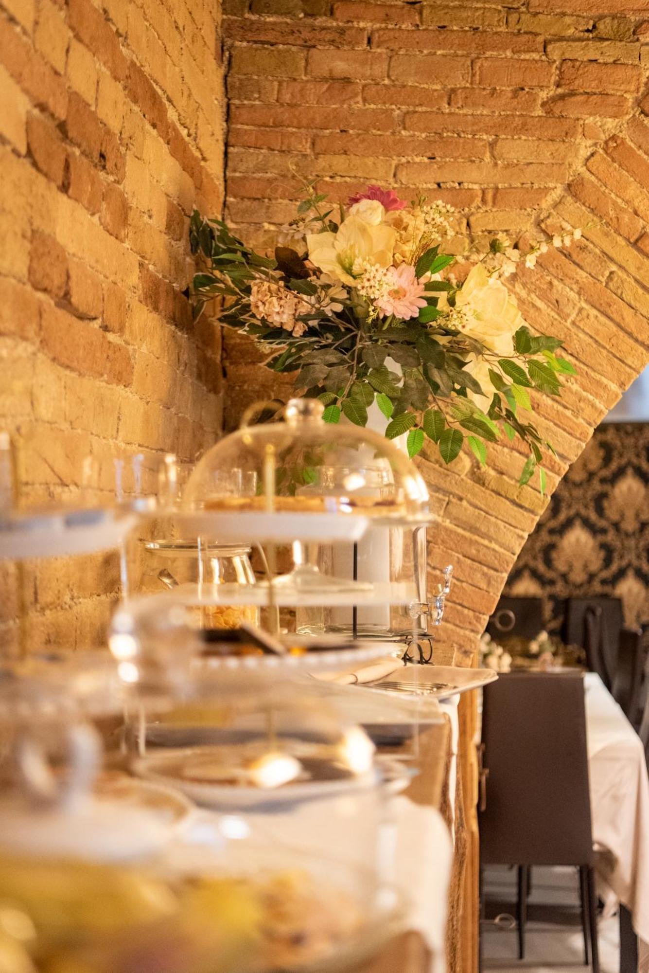 Casa Grimaldi Boutique Hotel & Restaurant Matelica Exterior foto